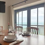 Meraviglia Mediterranea, Davanti Al Mare * Savona